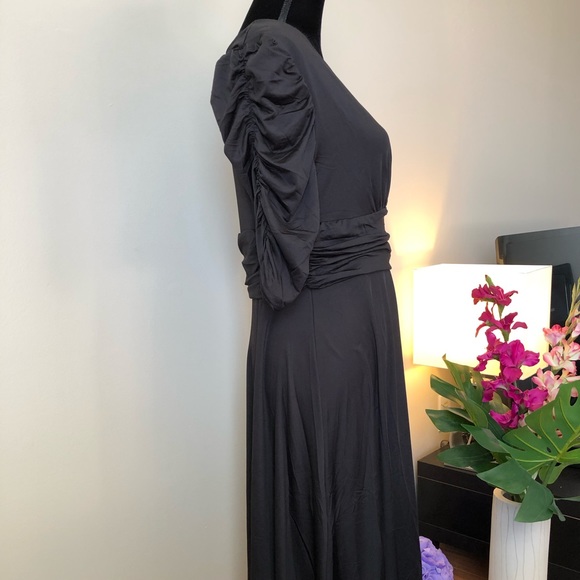 Women's Deep V Neck Waist HalfBubble Sleeves Dress - Picture 5 of 8